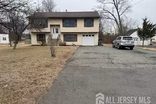 173 Metlars Ln, Piscataway Township, NJ 08854 - Photo 1