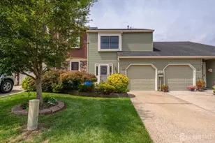 21 Knoll Ct, Old Bridge Township, NJ 07747 - Photo 1