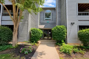 903 Woodhaven Dr, Edison, NJ 08817 - Photo 1