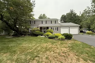 86 Tall Oaks Dr, East Brunswick Township, NJ 08816 - Photo 1
