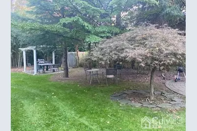 527-33 W 8th Street, Plainfield, NJ 07060 - Photo 5