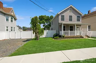 296 Oak St, Sayreville, NJ 08879 - Photo 1