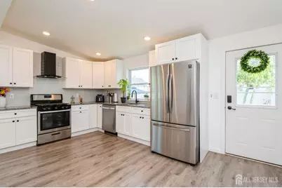 296 Oak Street, Sayreville, NJ 08879 - Photo 11