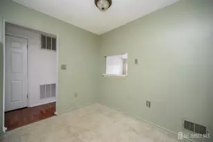 124 Edward Dr, Franklin Township, NJ 08823 - Photo 15