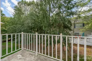 124 Edward Dr, Franklin Township, NJ 08823 - Photo 27