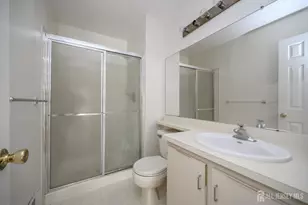 124 Edward Dr, Franklin Township, NJ 08823 - Photo 23