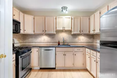 18 Parkside Drive, Jamesburg, NJ 08831 - Photo 21