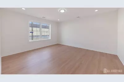 1758 S 2nd Street, Piscataway Township, NJ 08854 - Photo 23