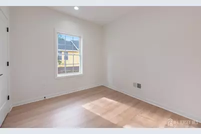 1762 S 2nd Street, Piscataway Township, NJ 08854 - Photo 15