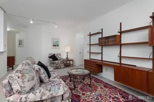 4031 Bayberry Ct, South Brunswick Township, NJ 08852 - Photo 9