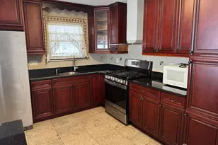 392 Durham Ave, Edison, NJ 08817 - Photo 3