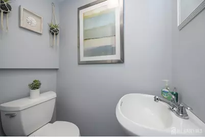 527 Albermarle Street, Rahway, NJ 07065 - Photo 31