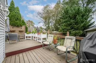 527 Albermarle St, Rahway, NJ 07065 - Photo 35