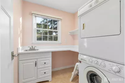 1 Kingsbridge Road, Franklin Township, NJ 08873 - Photo 19