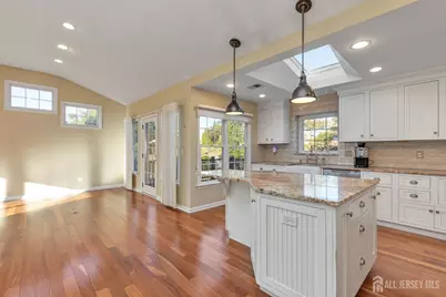 1 Kingsbridge Road, Franklin Township, NJ 08873 - Photo 7