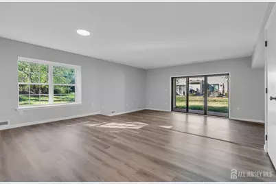 127 Berkshire Court, Piscataway Township, NJ 08843 - Photo 23