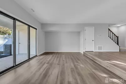 127 Berkshire Court, Piscataway Township, NJ 08843 - Photo 27