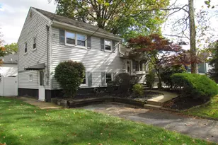 10 Willow Ave, Edison, NJ 08817 - Photo 1