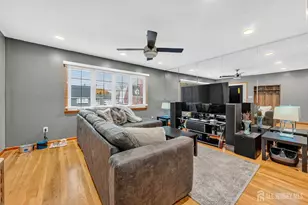 1008 Main St, Fords, NJ 08863 - Photo 3