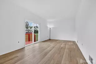 8 Wright Ct, East Brunswick Township, NJ 08816 - Photo 37