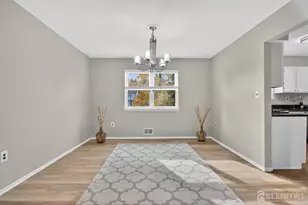 8 Wright Ct, East Brunswick Township, NJ 08816 - Photo 25