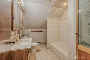 2 Louise Dr, East Brunswick Township, NJ 08816 - Photo 23