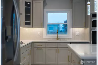 33 Elm Terrace, Sayreville, NJ 08859 - Photo 11