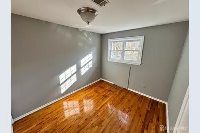 23 College Drive, Edison, NJ 08817 - Photo 7