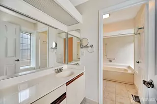 13 Benjamin Franklin Dr, Monroe Township, NJ 08831 - Photo 11