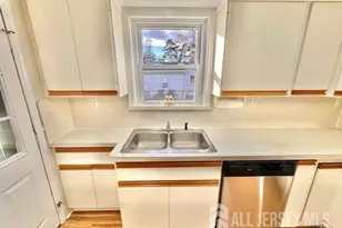 53 Newark Ave, Spotswood, NJ 08884 - Photo 9