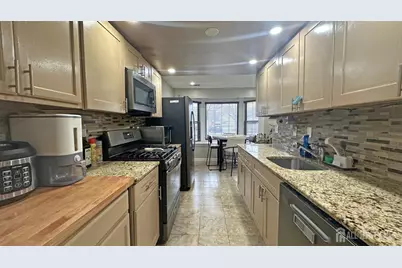 8 Cosgrove Court, East Brunswick Township, NJ 08816 - Photo 15