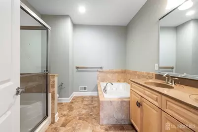60 Saratoga Court, Franklin Township, NJ 08873 - Photo 11