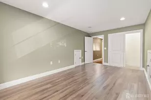 60 Saratoga Ct, Franklin Township, NJ 08873 - Photo 17