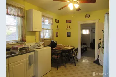 82 Pulaski Avenue, Carteret, NJ 07008 - Photo 9