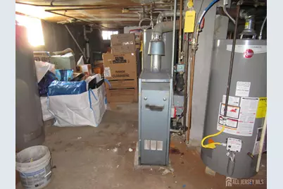 82 Pulaski Avenue, Carteret, NJ 07008 - Photo 37