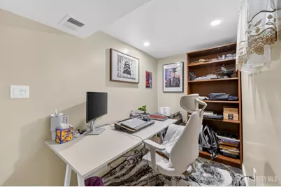 14 Sunnyside Drive, Carteret, NJ 07008 - Photo 25