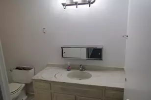 140 Plymouth Ln, Monroe Township, NJ 08831 - Photo 7