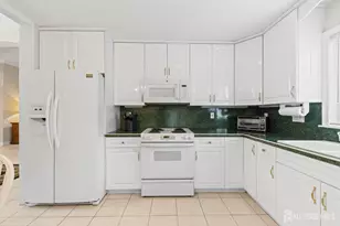 835B Vail Rd, Monroe Township, NJ 08831 - Photo 11