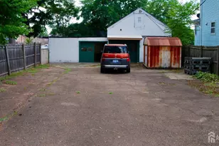 2 S Dover Ave S, Franklin Township, NJ 08873 - Photo 25