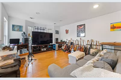 168 Forest Drive, Piscataway Township, NJ 08854 - Photo 5