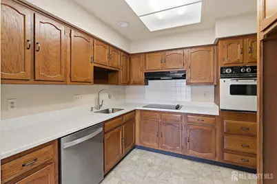 412 Oxford Lane #C, Monroe Township, NJ 08831 - Photo 13