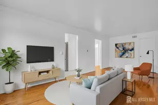 14 College Dr, Edison, NJ 08817 - Photo 9