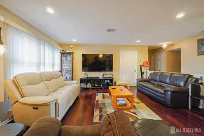 675 Yarborough Way #A, Monroe Township, NJ 08831 - Photo 9