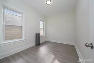 377 Delavan St, New Brunswick, NJ 08901 - Photo 13