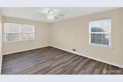 111 Keystone Court #A, Woodbridge Township, NJ 07095 - Photo 3