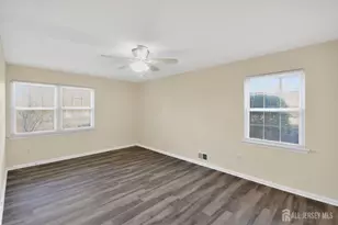 111 Keystone Ct, Woodbridge Township, NJ 07095 - Photo 3