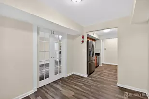 111 Keystone Ct, Woodbridge Township, NJ 07095 - Photo 23