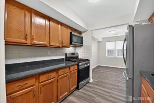 111 Keystone Ct, Woodbridge Township, NJ 07095 - Photo 13