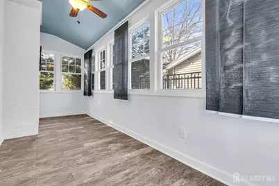 303 Ashland Road, Middlesex, NJ 08846 - Photo 7