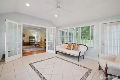 12 Edgewood Road, Edison, NJ 08820 - Photo 19